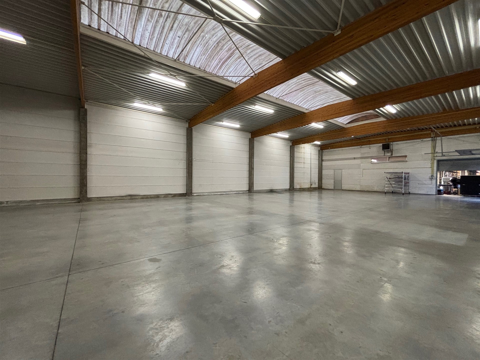 Magazijn in industriepark te Erpe-Mere (410 m²) - foto 3