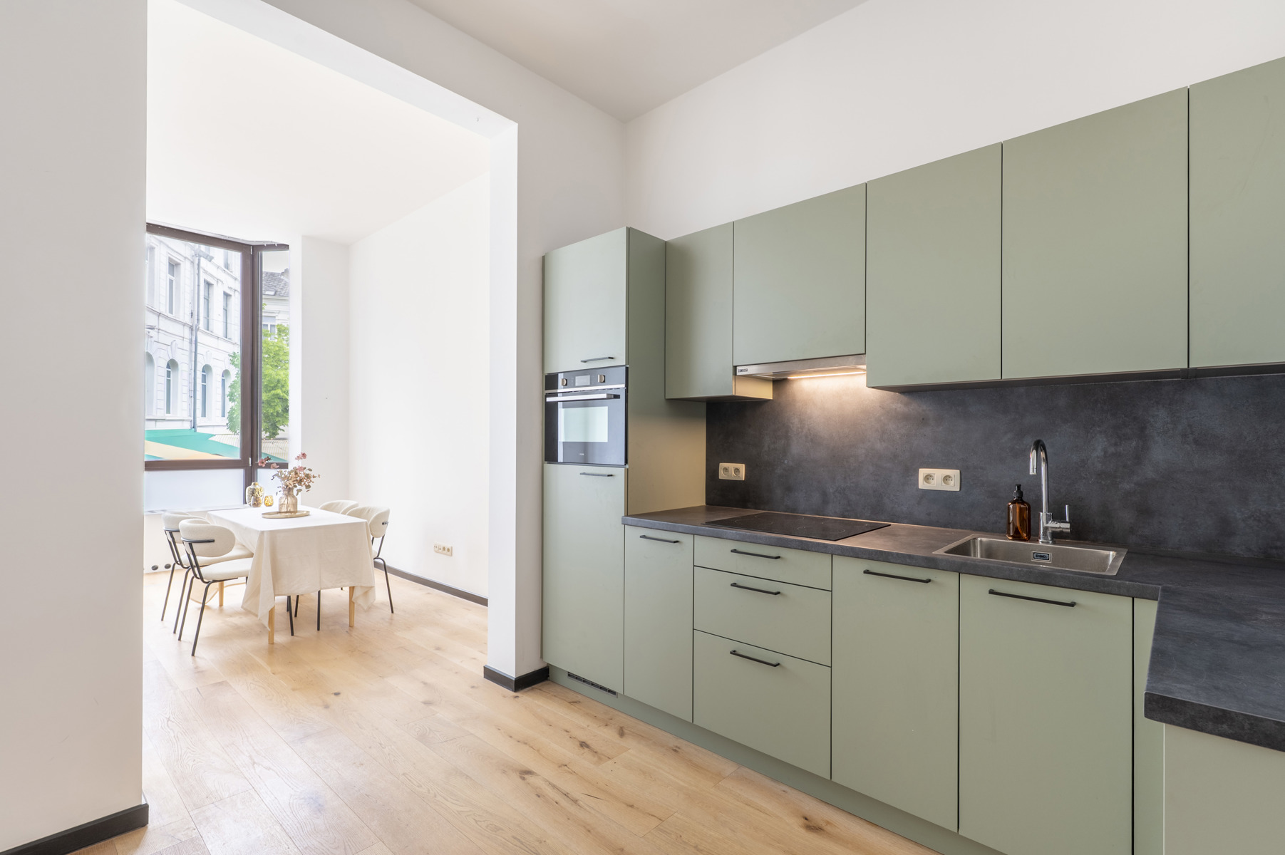 Gerenoveerd appartement op toplocatie - foto 5