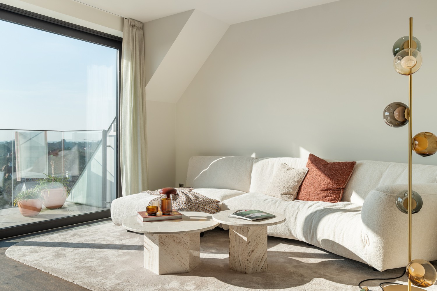 Uitzonderlijk luxueus appartement op de prestigieuze Kustlaan in het Zoute - foto 3