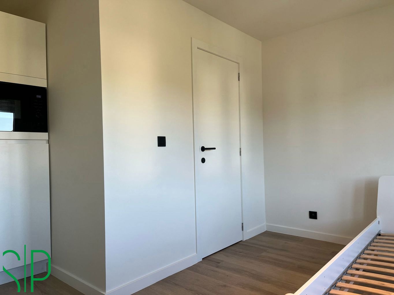 Bemeubelde studentenkamer in centrum Geel. - foto 4