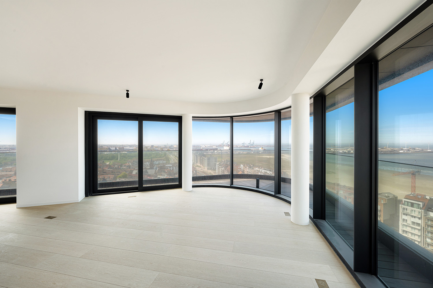 Fenomenaal appartement met panoramisch zicht op de 18de verdieping van Res.Heldentoren - foto 5
