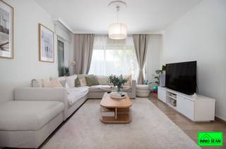 House for sale in Roosdaal