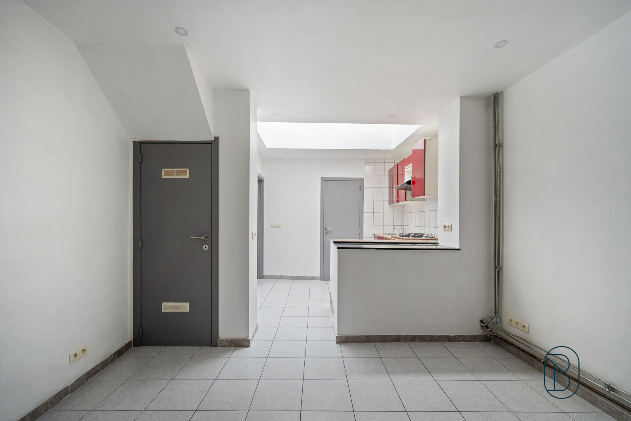 Goedgelegen woning met 4 slaapkamers, nabij station - foto 5