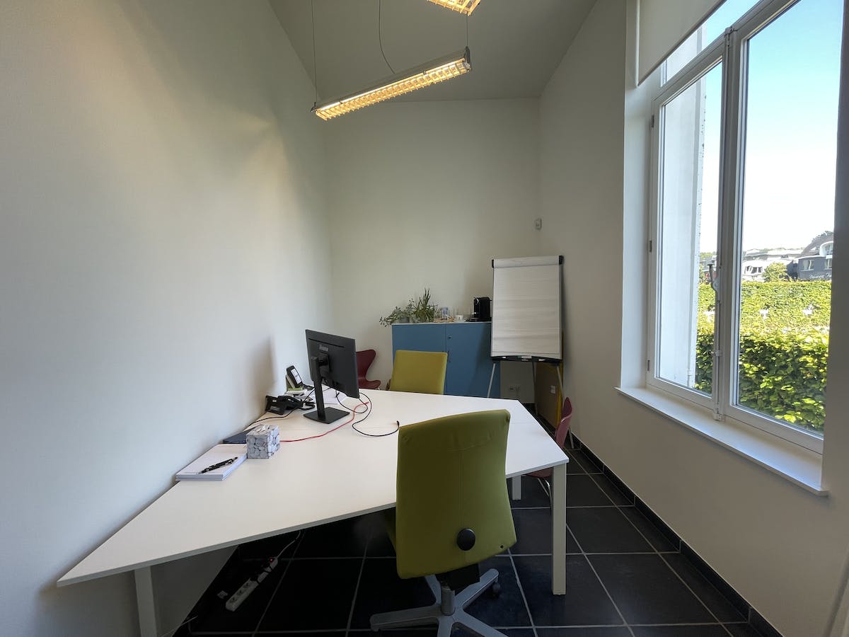 Bureaux (16 m² - 35 m²) à louer à Sint-Martens-Latem - photo 4