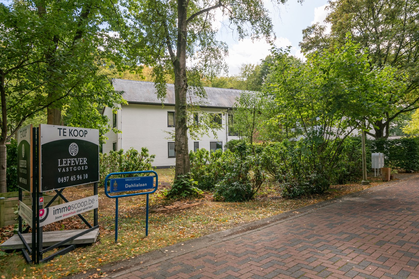 Ruim gelijkvloers appartement met grote privatieve tuin in rustige, residentiële omgeving. - foto 1