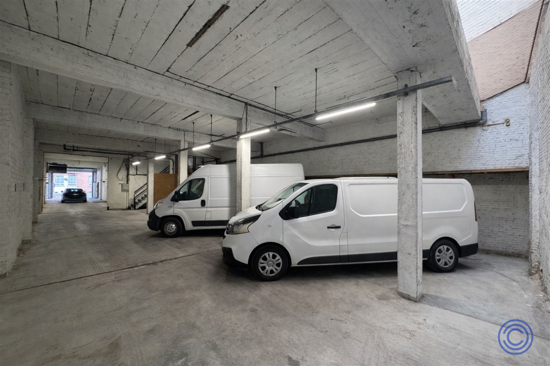 Commercial à louer à Anvers - photo 4