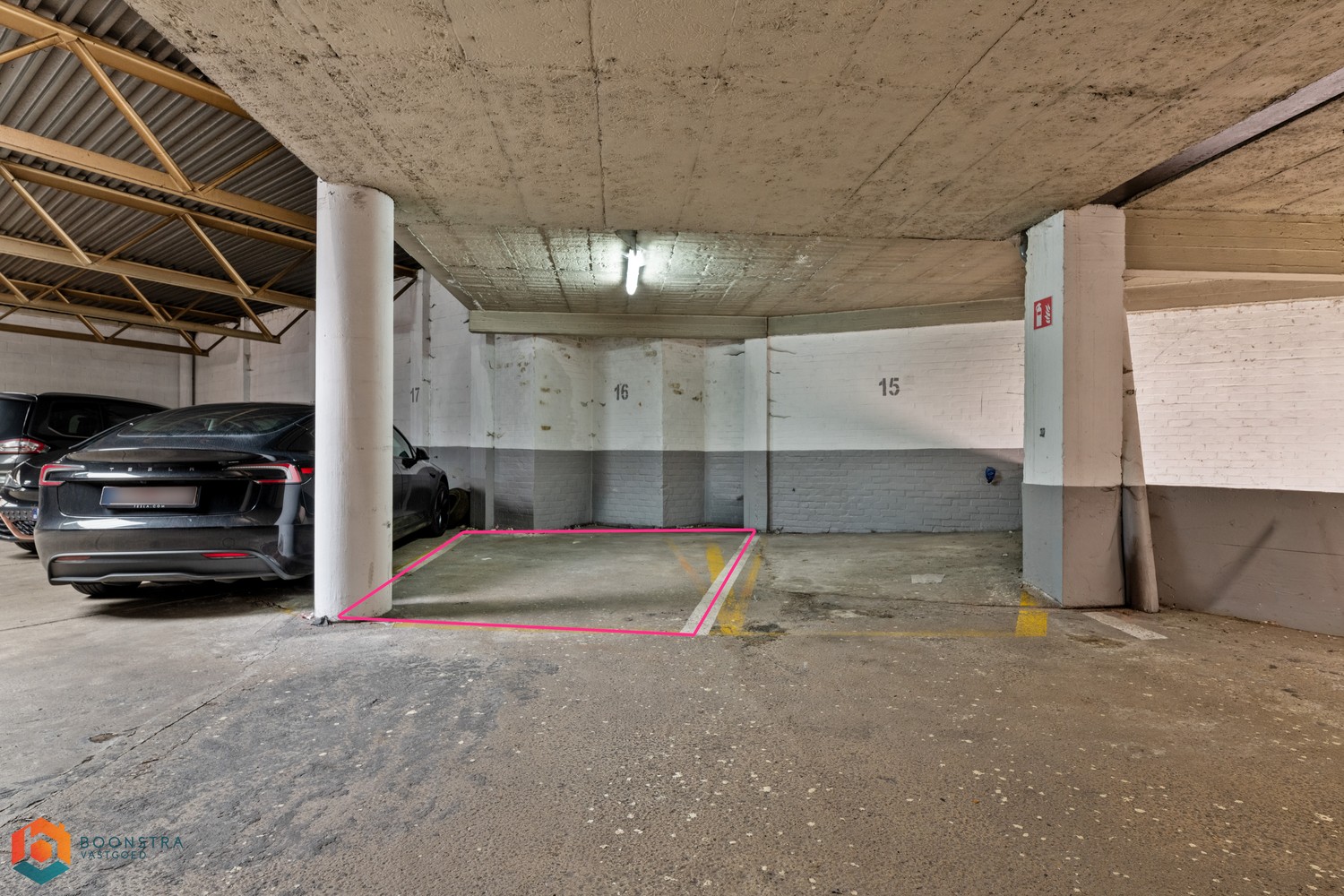 Garage for rent in Mechelen - photo 1