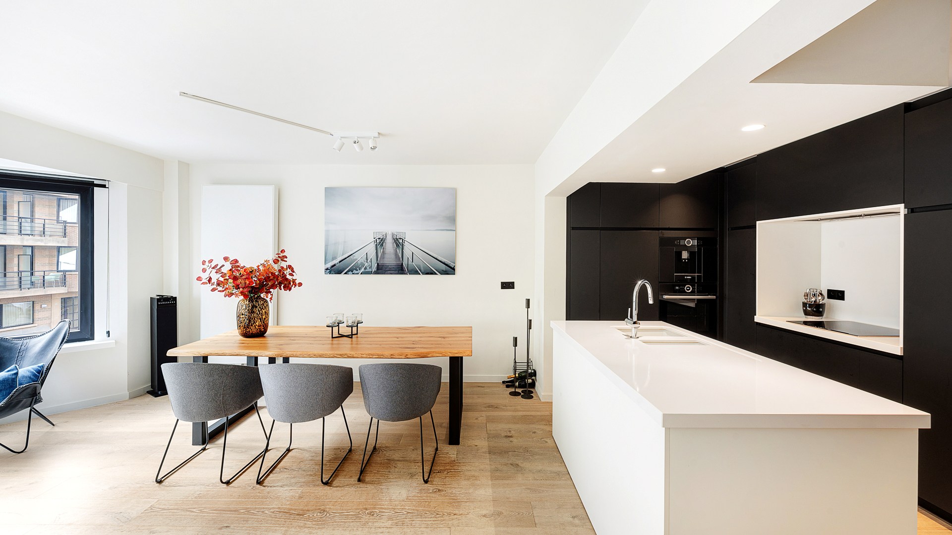 Gerenoveerd appartement met 3 kamers en zijdelings zeezicht te Knokke - foto 4