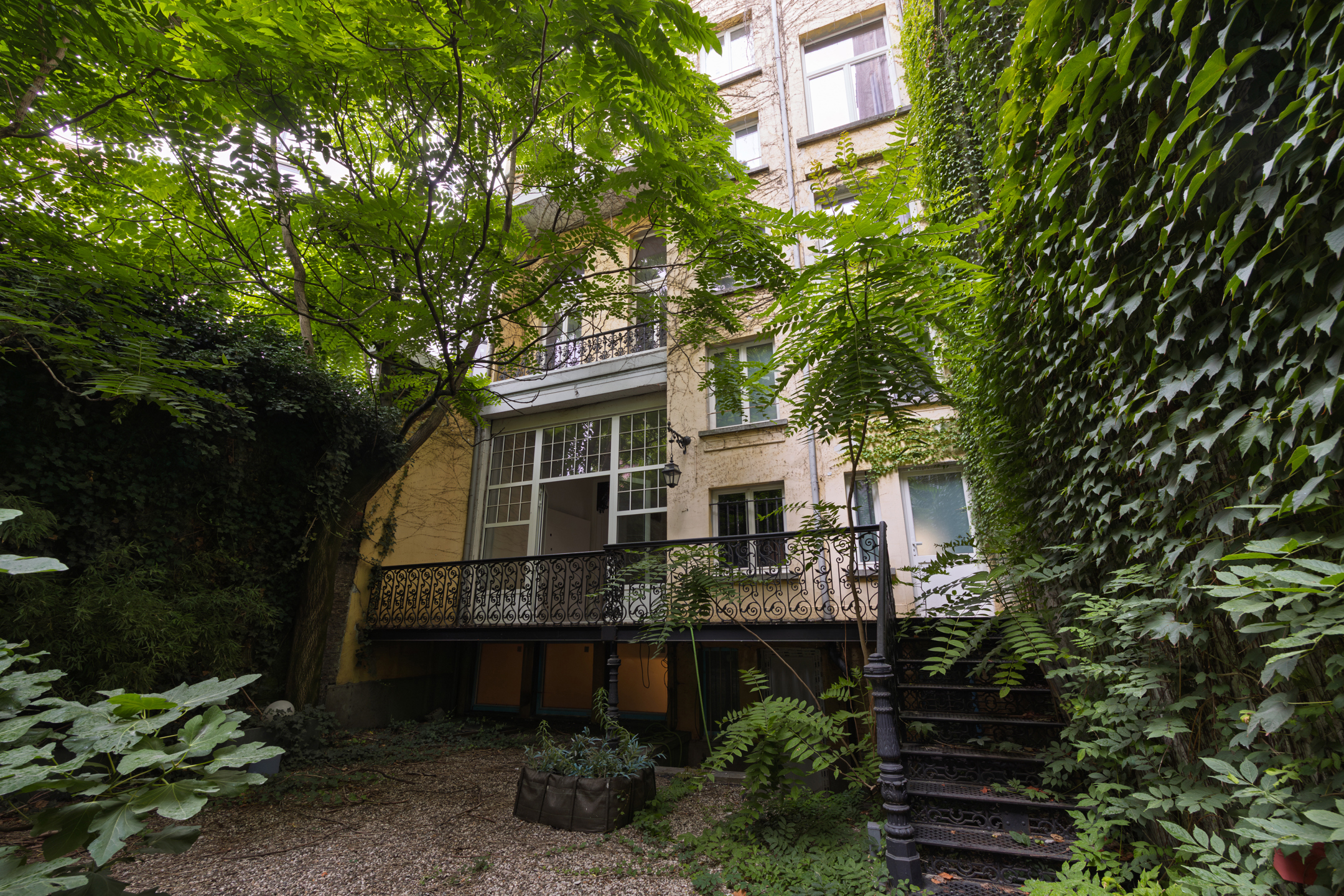 ANTWERPEN - Statig herenhuis met tuin en koetshuis - foto 5