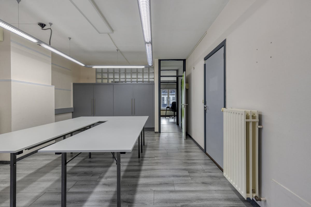 A vendre espace de bureau flexible 190 m² - photo 3