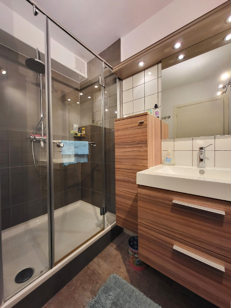 2-slaapkamer appartemet met terras en panoramisch zeezicht te koop - foto 5