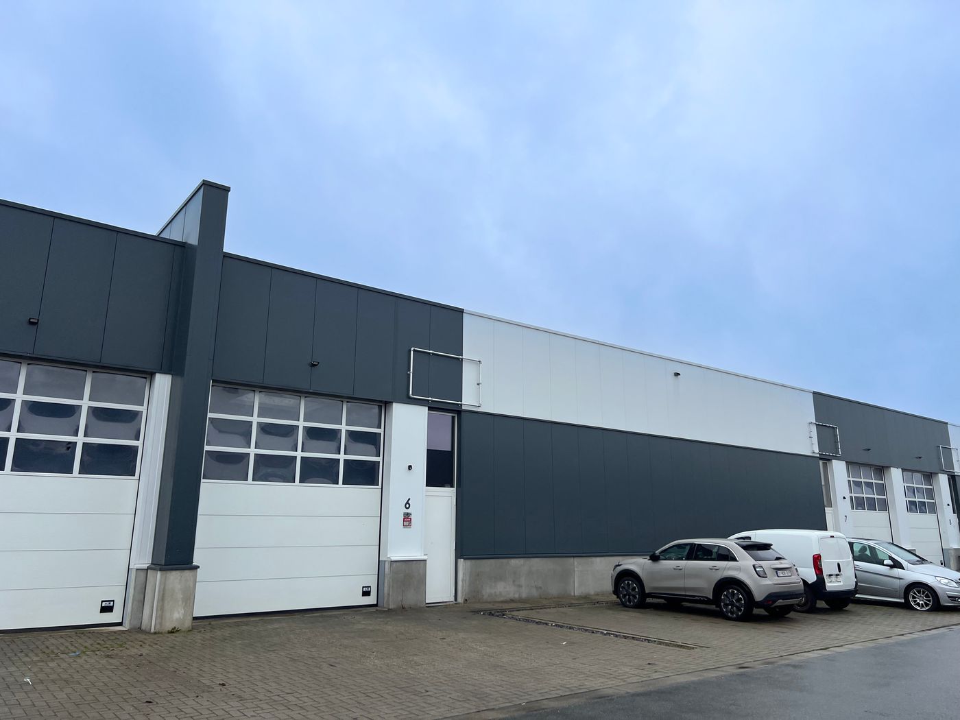 Instapklare KMO-Unit van 225 m² in Houthalen-Helchteren - foto 1