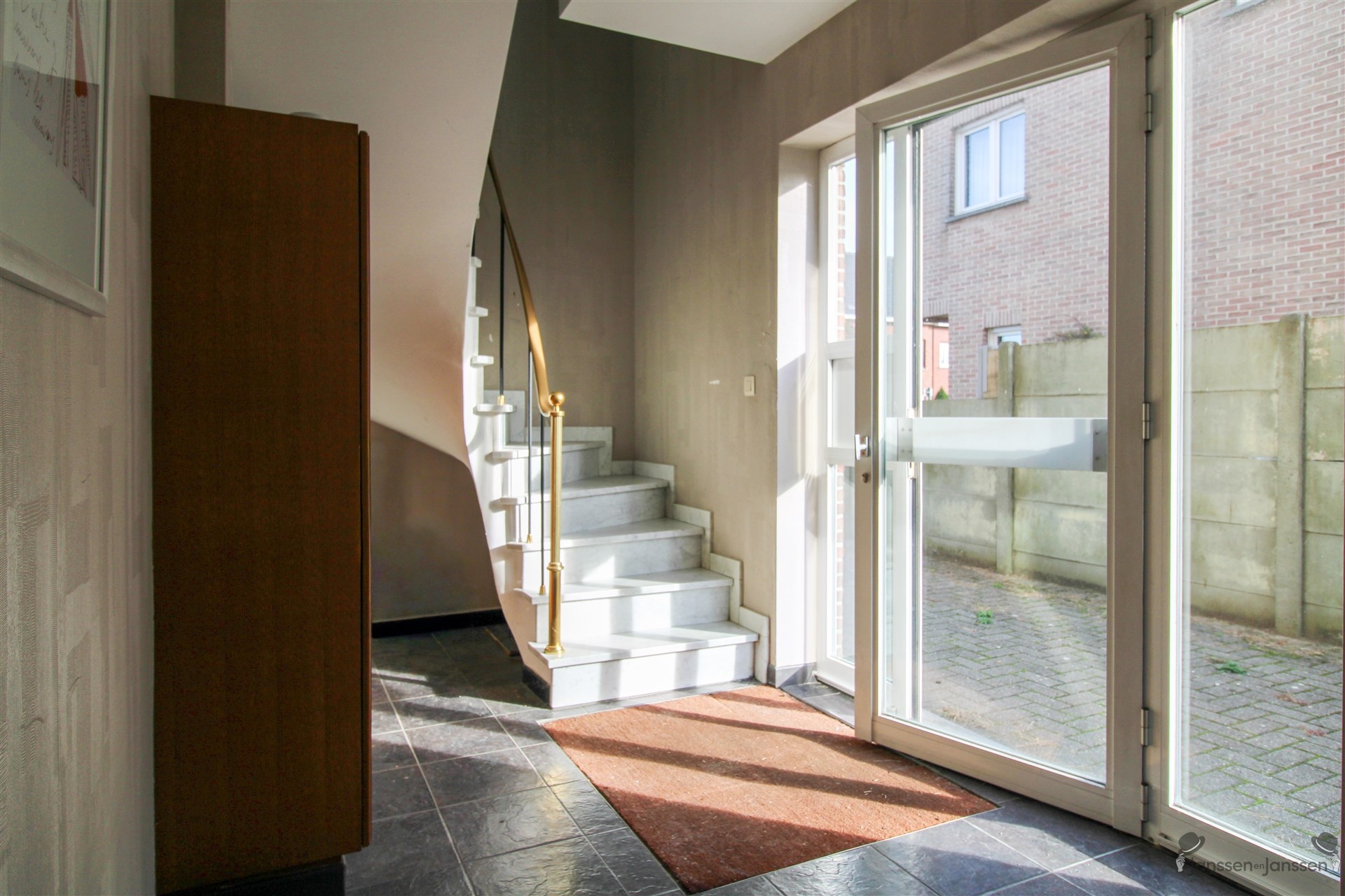 multi-purpose building - photo 4