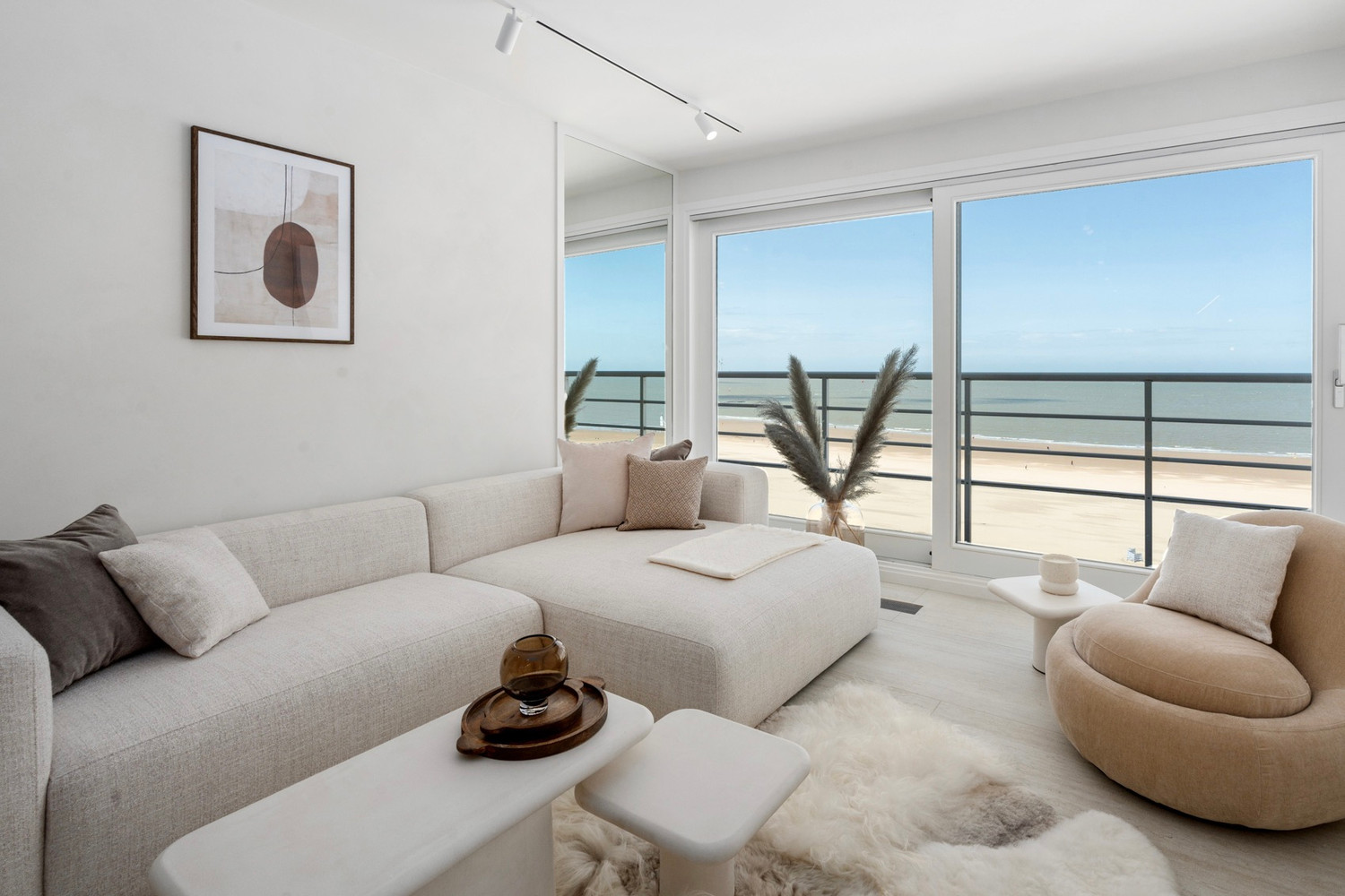 Prachtig appartement met een panoramisch uitzicht op zee - foto 2