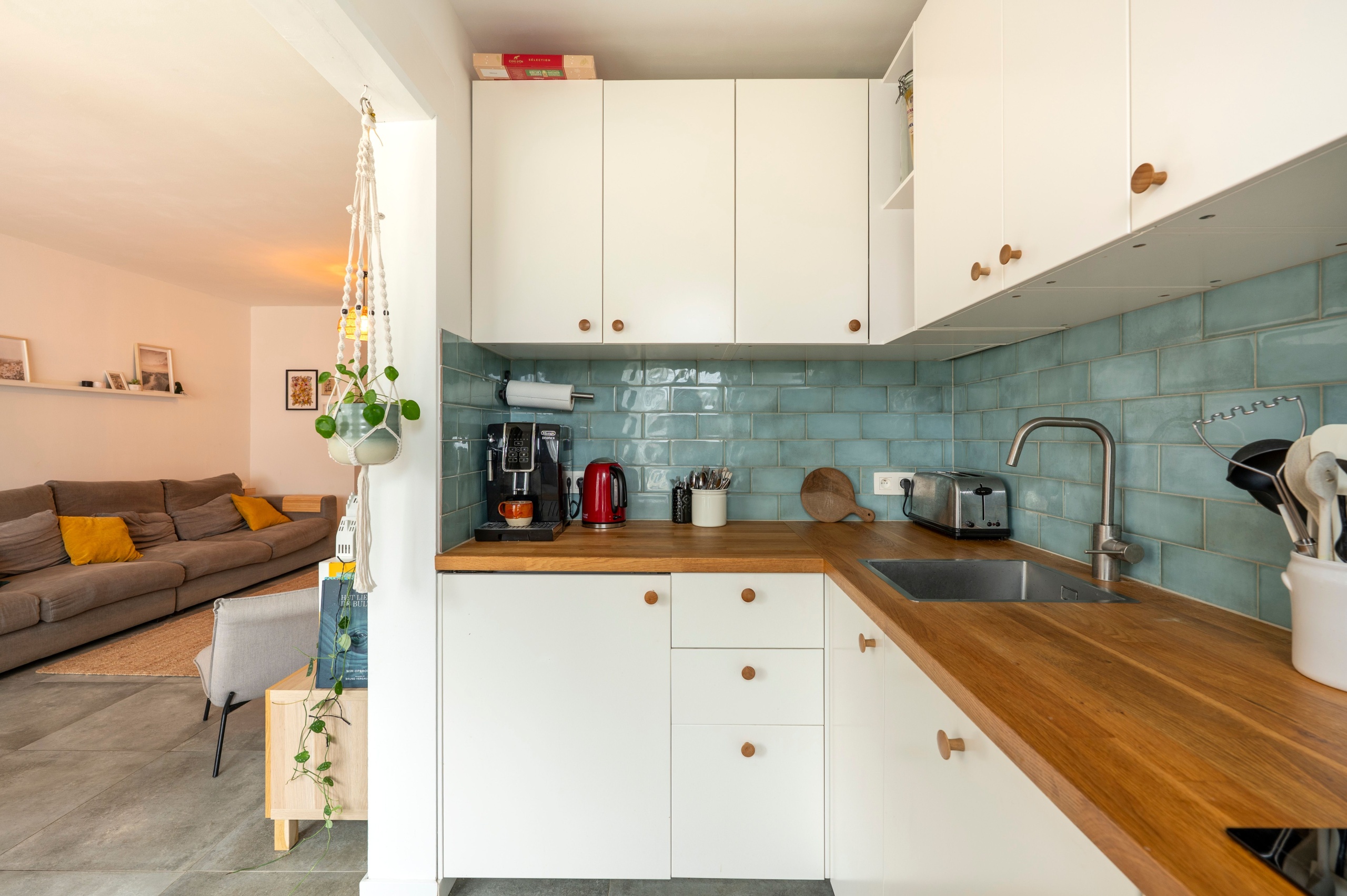 Instapklaar gelijkvloers appartement met tuin en garage in Schoten! - foto 2