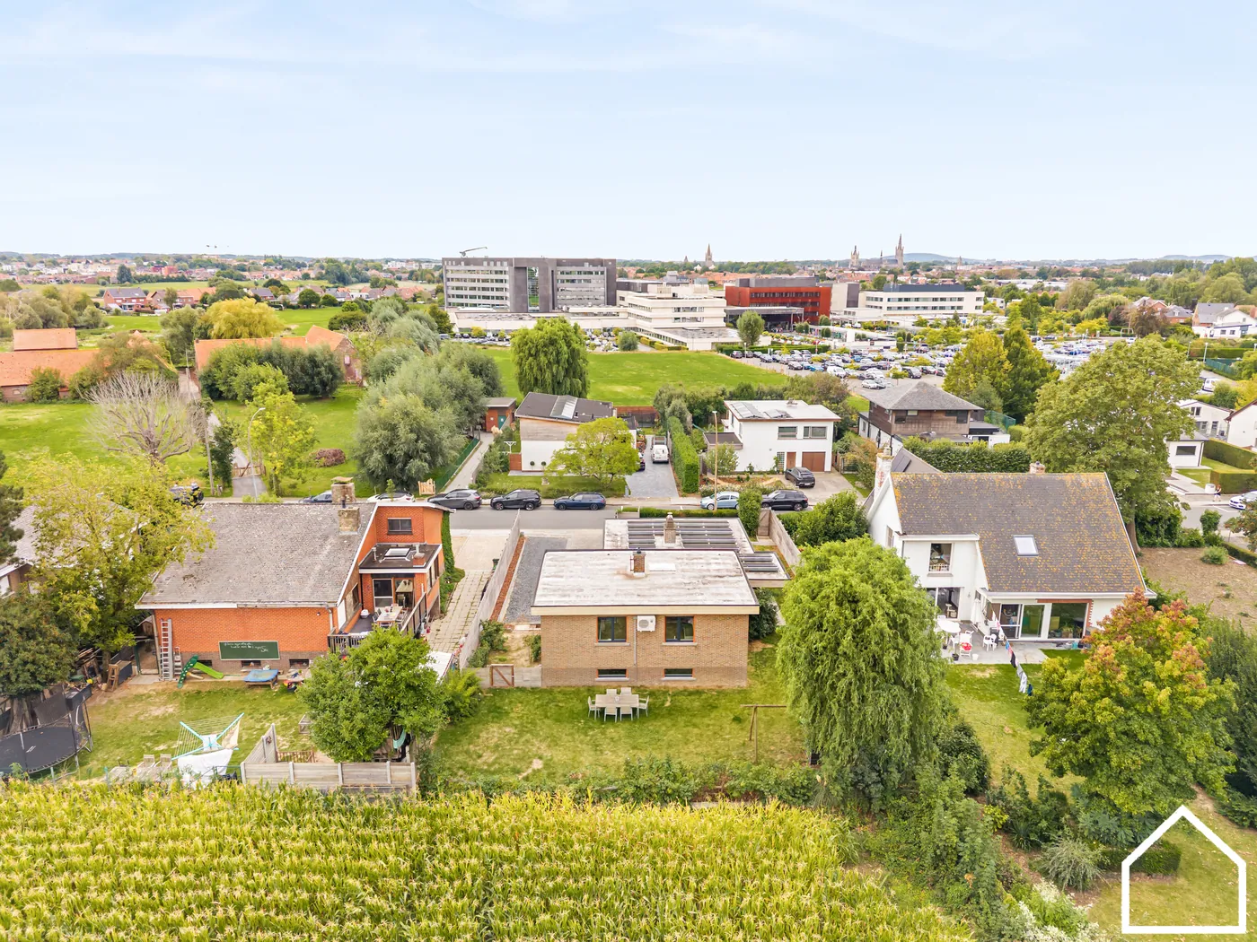 VILLA MET 3 SLAAPKAMERS,TUIN EN GARAGE IN IEPER - foto 4