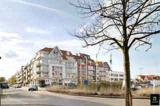 Modern 2-slaapkamerappartement met open zicht over het Abraham Hansplein, vlakbij de Lippenslaan en op wandelafstand van de...