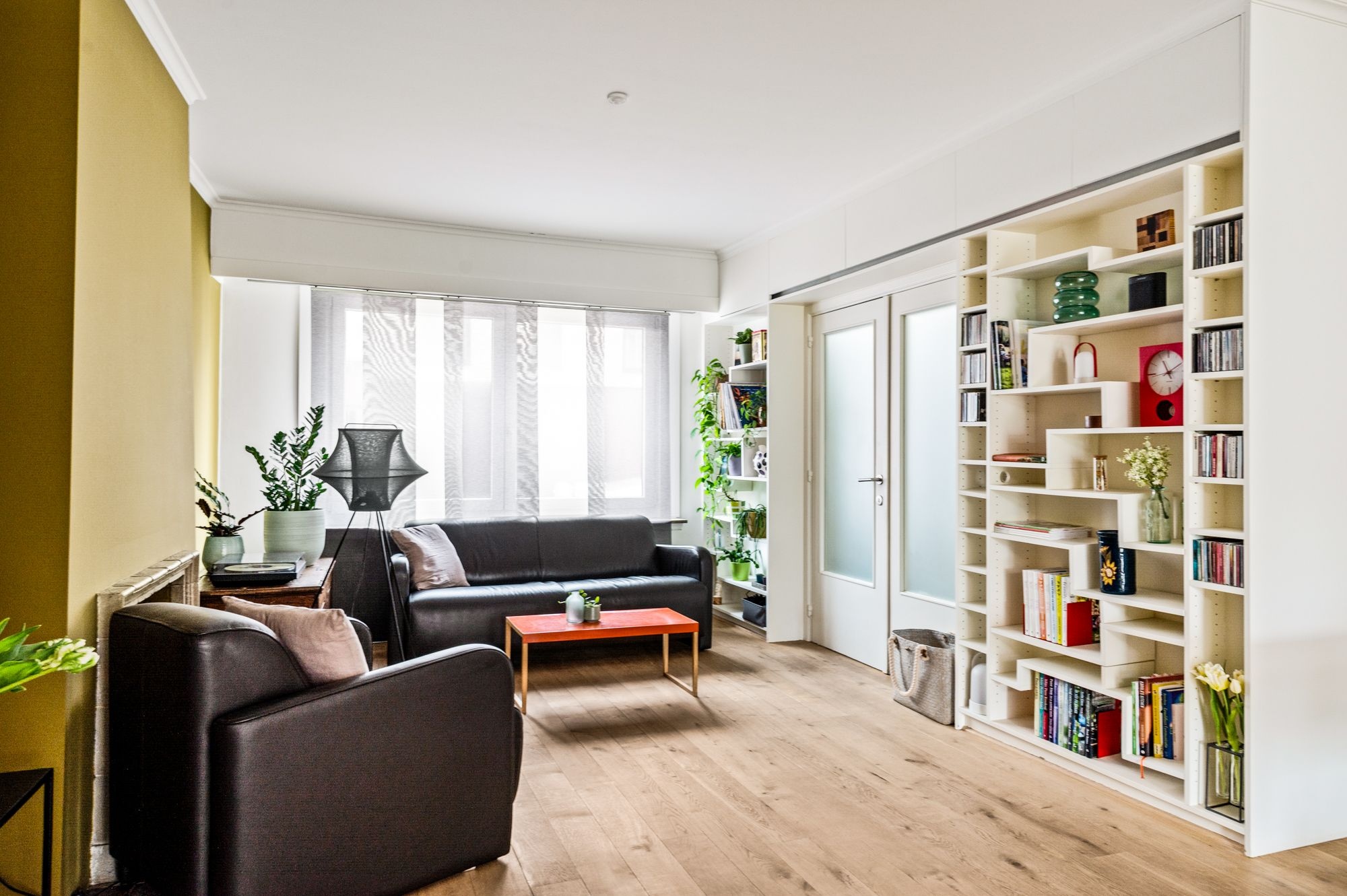 Prachtige, centraal gelegen instapklare en energiezuinige woning ! - foto 3