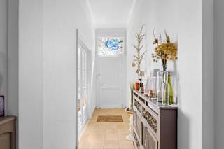 Charmante woning met diepe tuin én achteruitgang in centrumOp zoek naar een centraal gelegen woning met een verrassend diepe tuin en praktische...