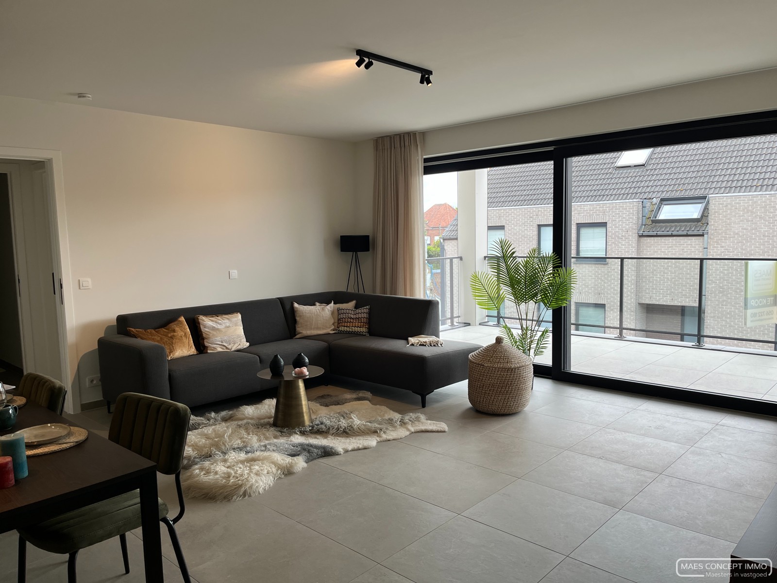 Stijlvol nieuwbouw appartement te huur in centrum Anzegem - foto 2