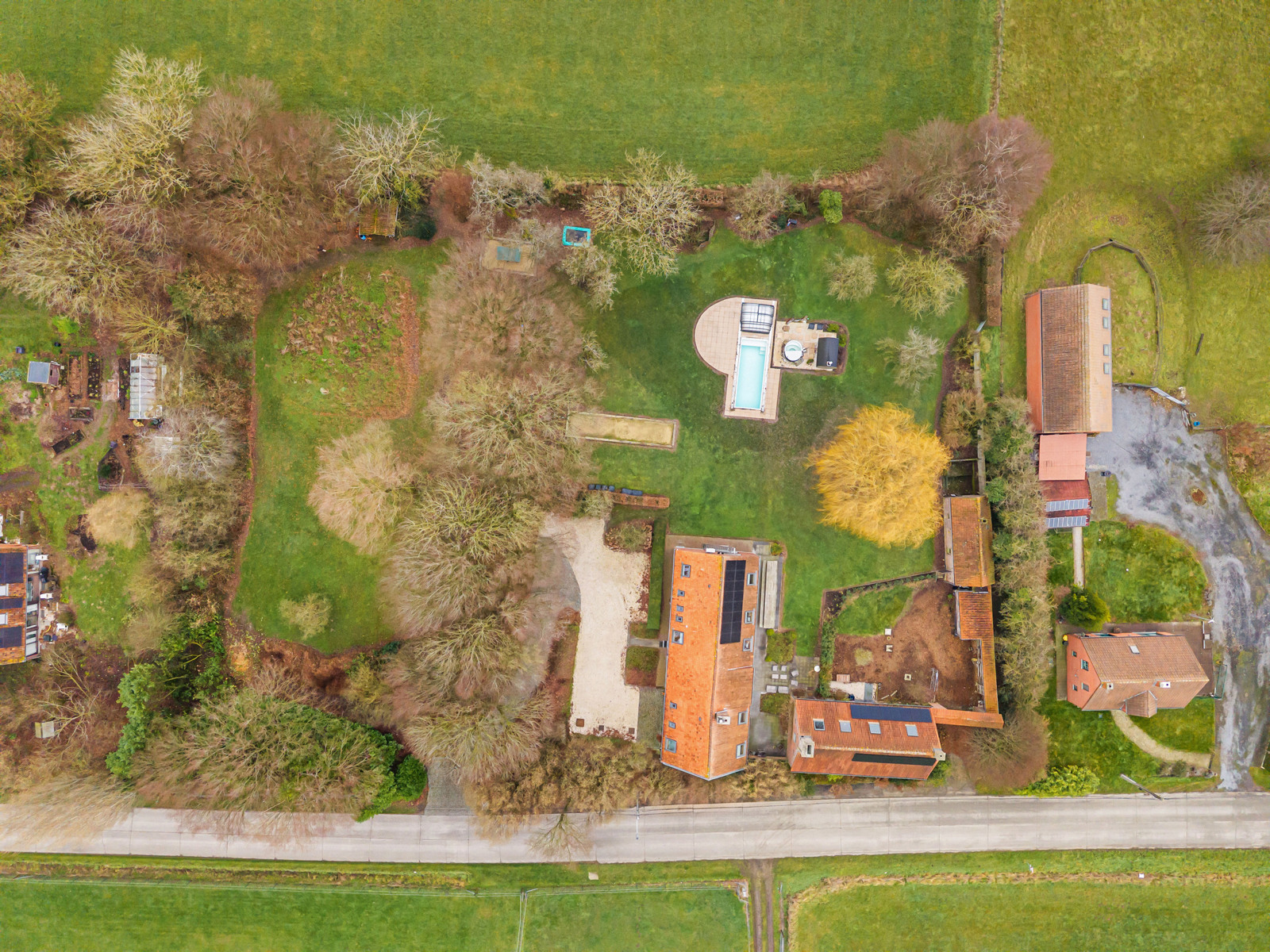 Maison à vendre à Ellezelles avec 7 chambres - photo 3