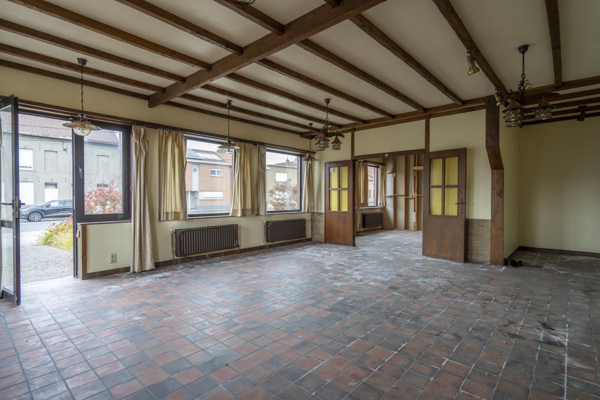 Bâtiment commercialement intéressant avec résidence à Rekkem - photo 2