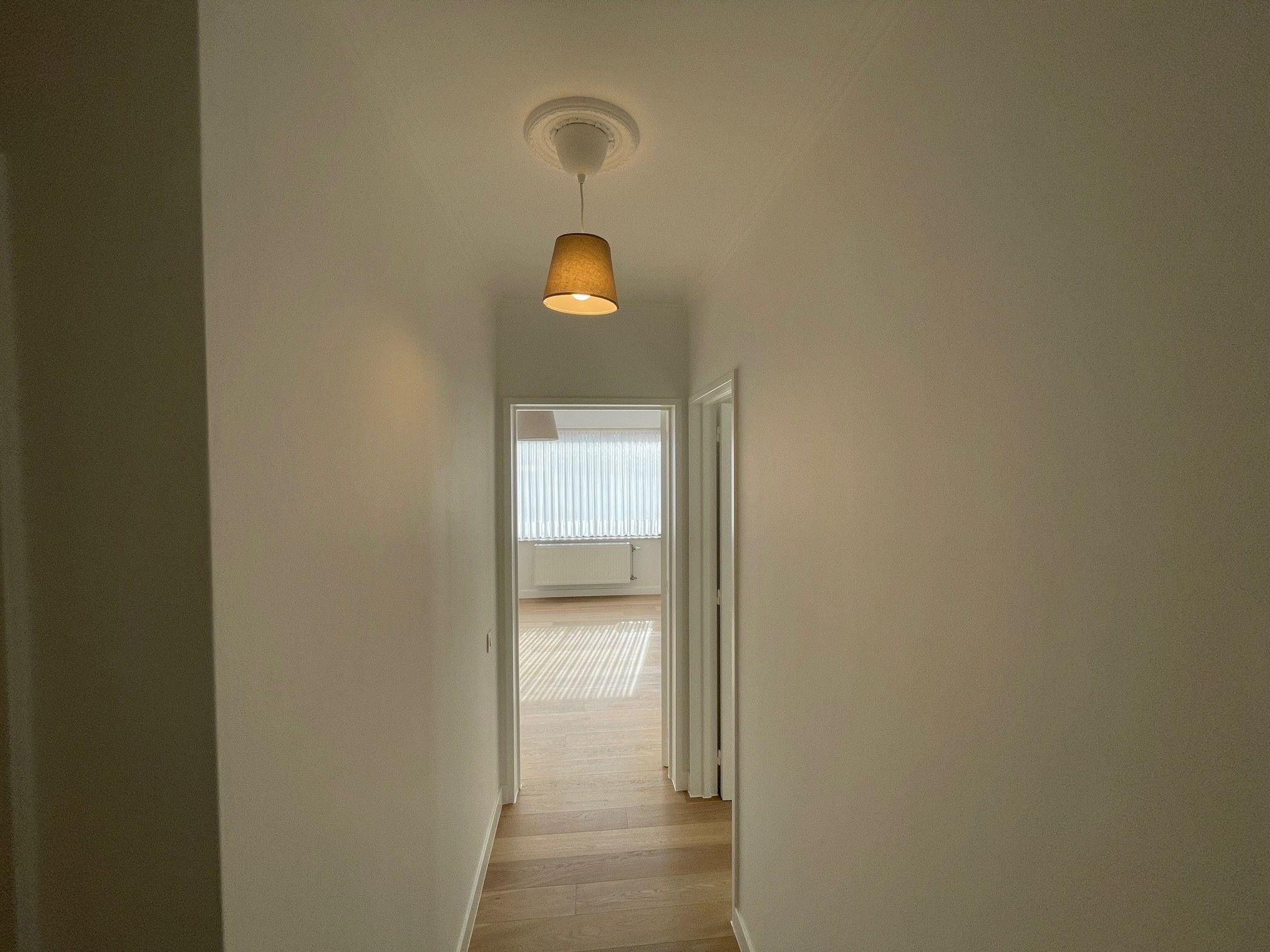 Modern gelijkvloersappartement met garage, in hartje Kapellen. - foto 5