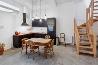 SINT GILLES - PROJECT - Atelier met een totale oppervlakte van +/- 144 m2. Het pand bestaat momenteel uit een grote werkplaats, garage of magazijn...