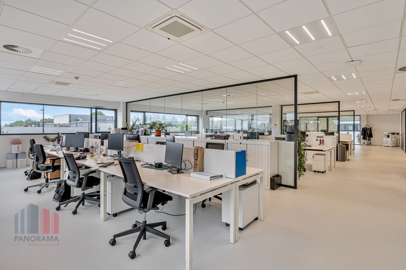 KANTOOR VAN 972 m² MET OF ZONDER MAGAZIJNRUIMTE - photo 5