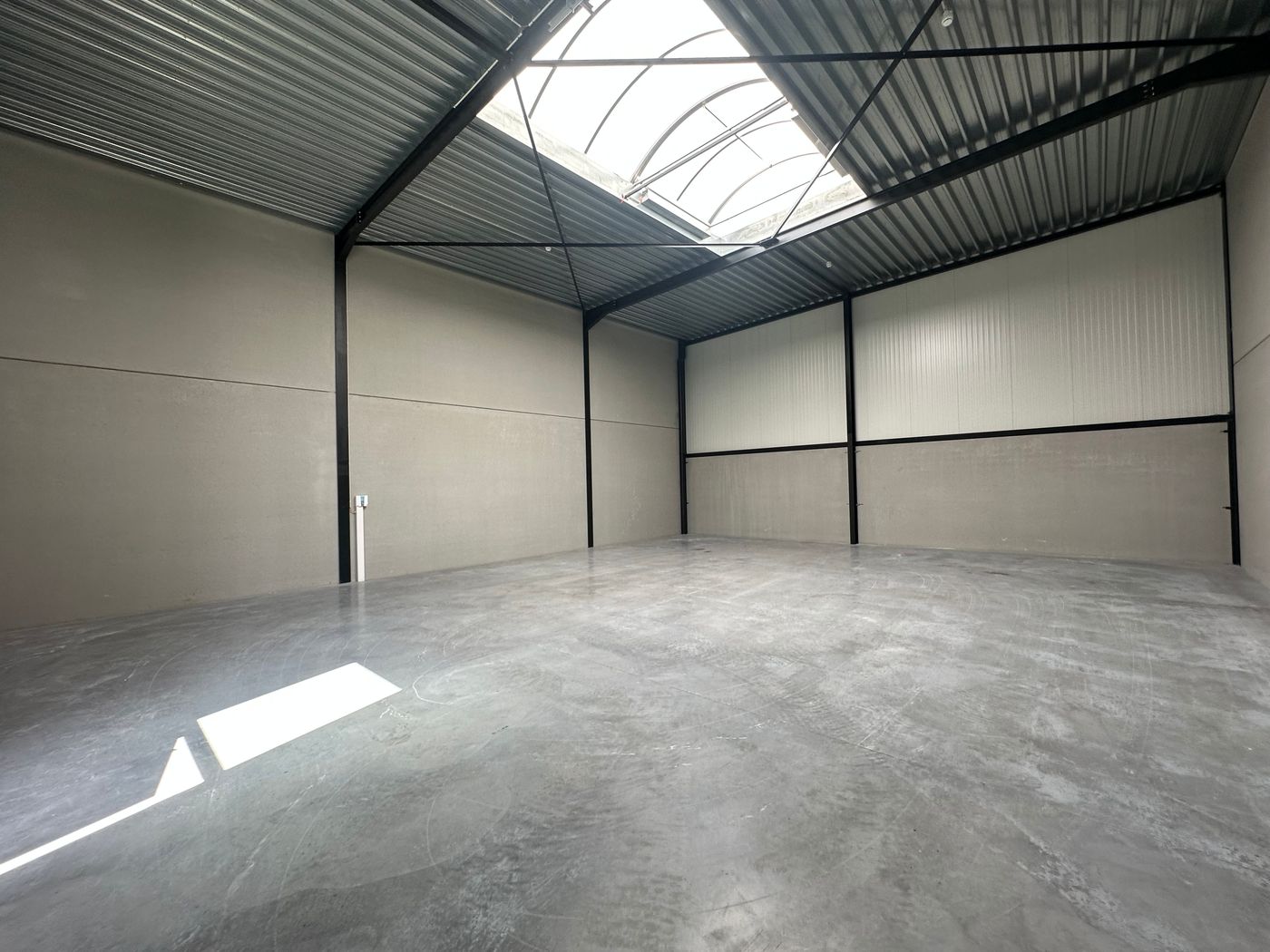 Nieuwbouw KMO-unit 180 m² te koop in Wielsbeke - foto 4