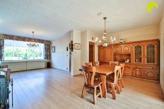 Deze gezellige woning met een fantastische tuin bevindt zich vlak aan Fort 3 en heeft alle nodige winkels van Borsbeek centrum op enkele...