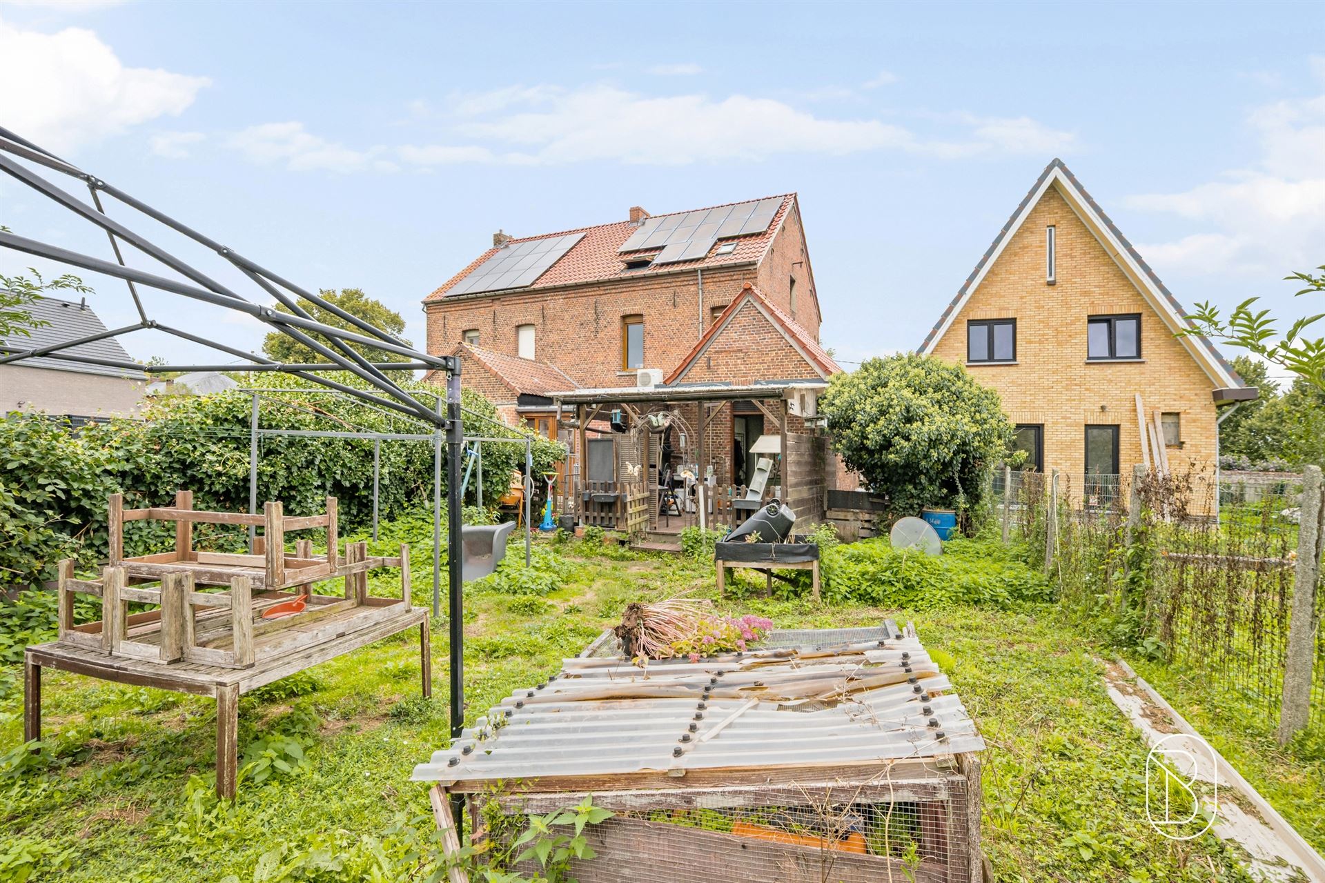 Huis met 5 slk en een tuin, op een ideale locatie! - foto 5