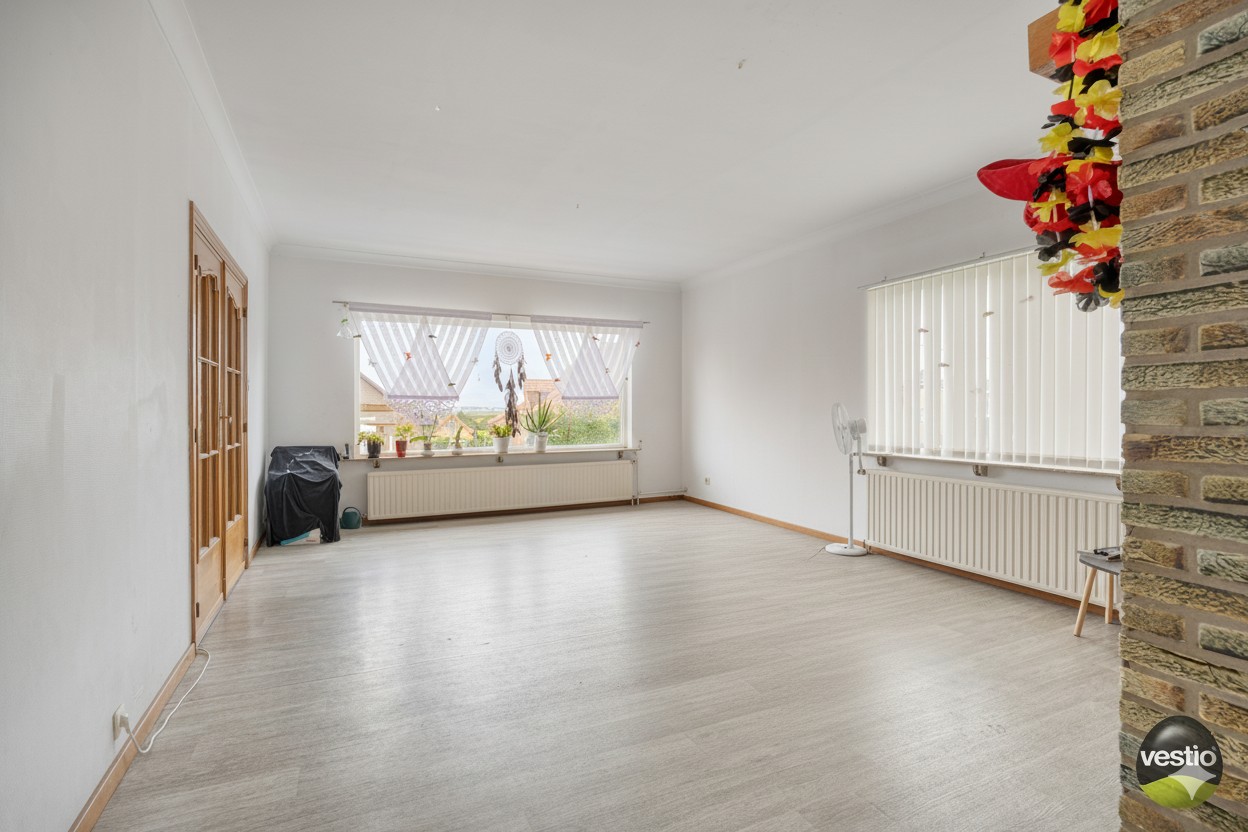 OP TE FRISSEN OB IN HET LANDELIJKE GROTE SPOUWEN - foto 3