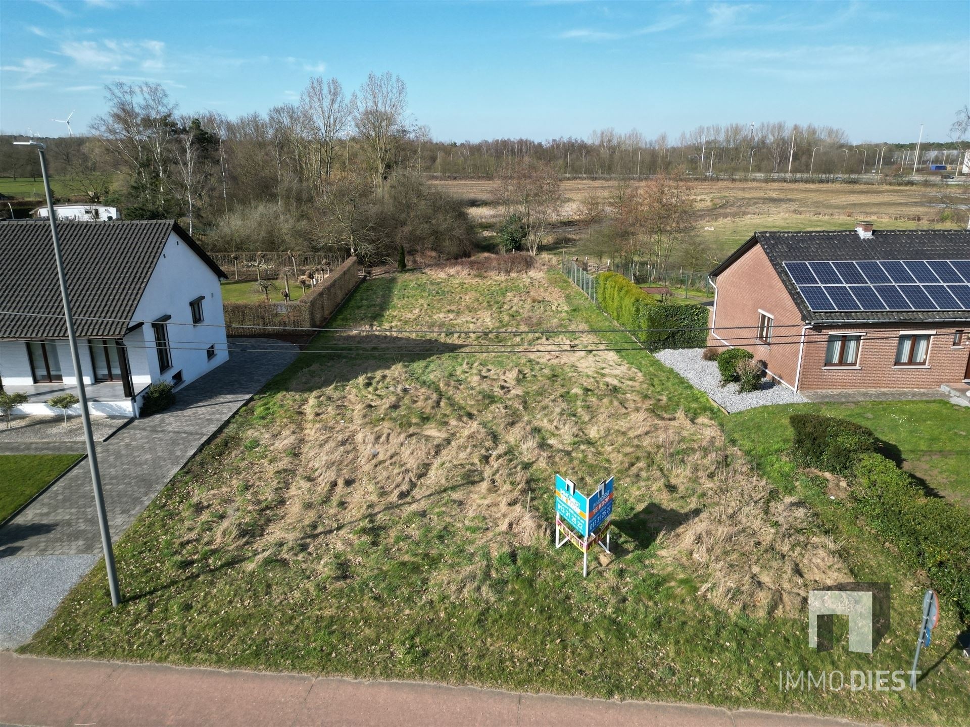 Moderne woning op bouwgrond van 10 are - foto 5