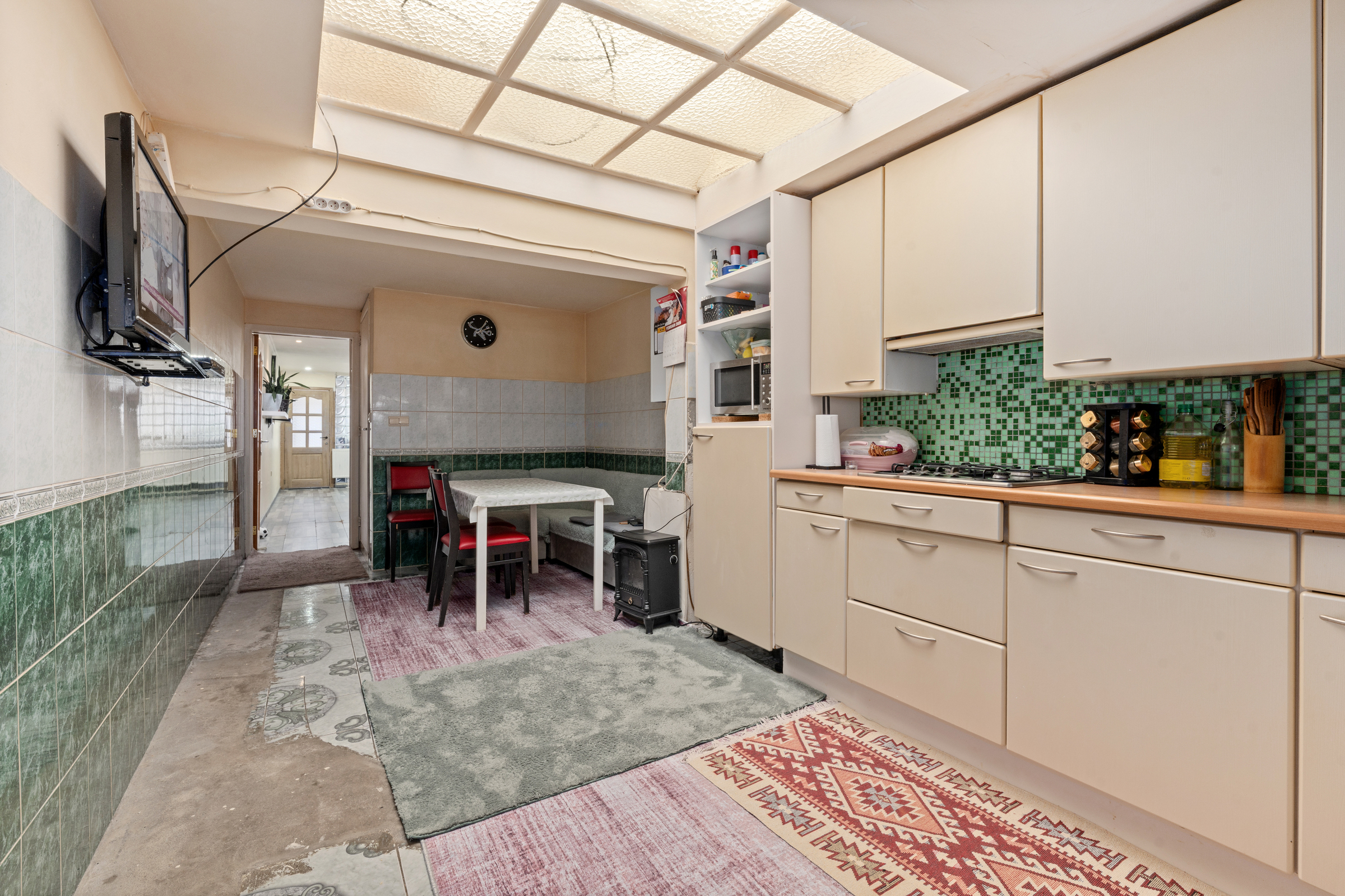 Gezinswoning met drie slaapkamers - foto 4