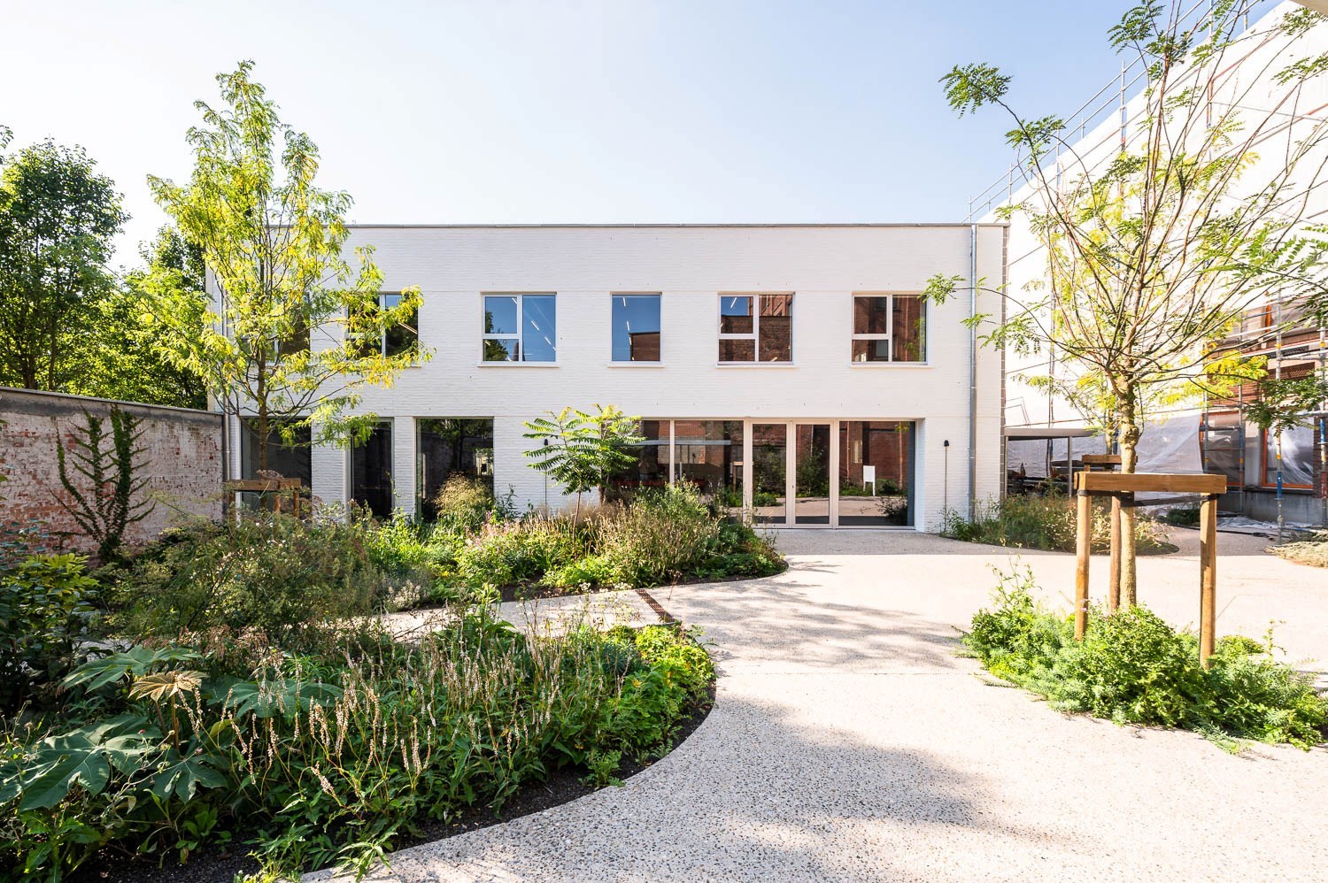 Gerenoveerd kantoor met industriële look in centrum Gent - foto 2