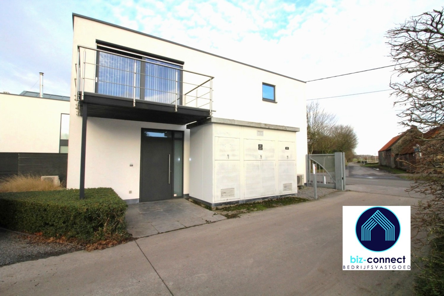 TE HUUR te huur Maldegem-Kleit | 150m² moderne en compleet uitgeruste kantoor- of praktijkruimte. - foto 1
