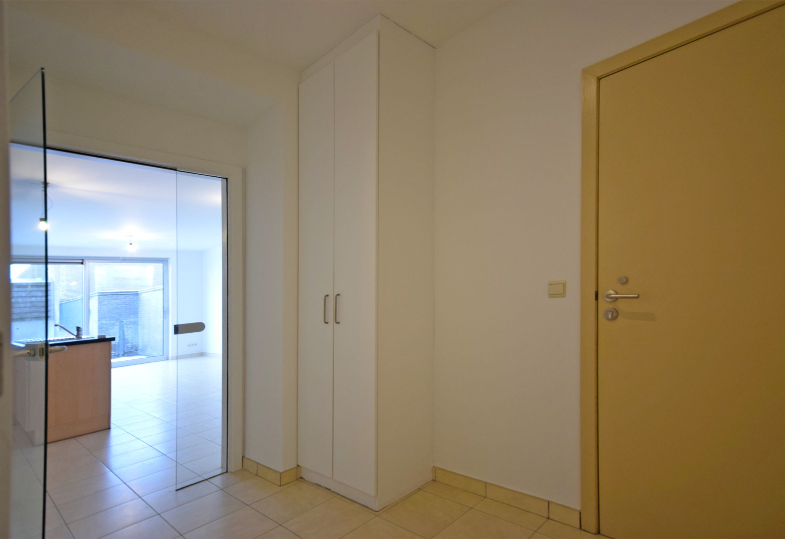 APPARTEMENT MET RUIM TERRAS EN GARAGE - foto 2