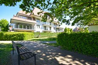 Residentie "TIJL" - 't MotjeJACOB VAN ARTEVELDESTRAAT 19/.2 - ROESELAREDit groot (166m²!) hoek-appartement is gelegen op het gelijkvloers, in de Res...