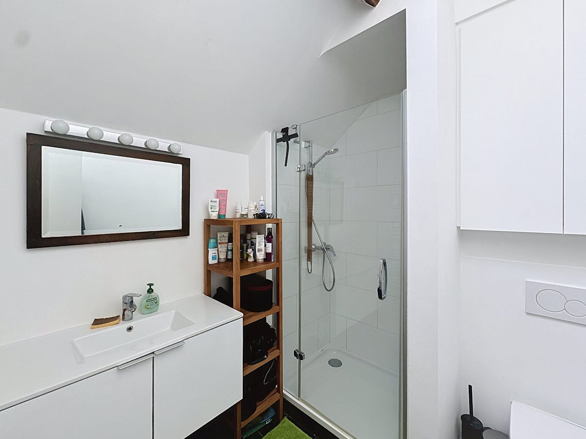 Brussel: Uniek 1 slaapkamer appartement in het centrum - foto 5