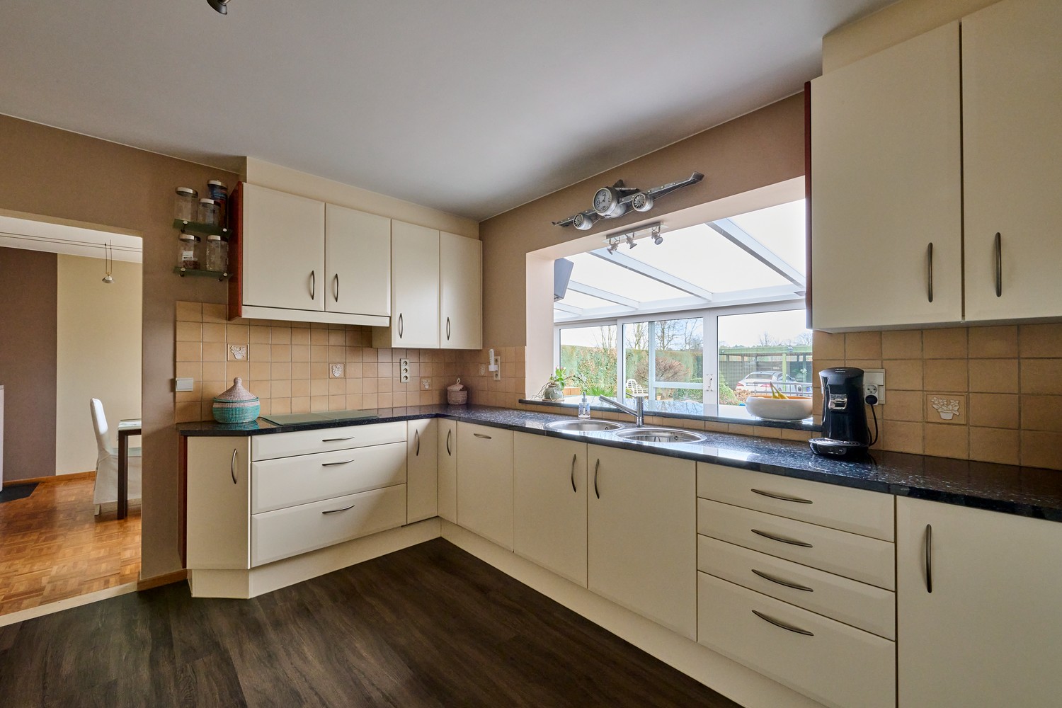 Praktisch ingedeeld keurig onderhouden landhuis - landelijk gelegen - foto 4