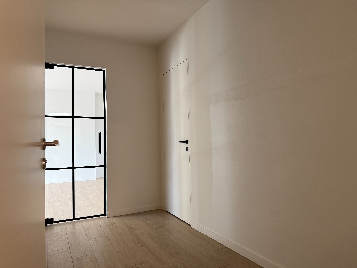 Apartment for rent in Brasschaat with 3 bedrooms - photo 2