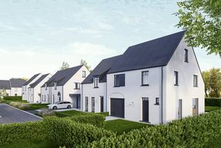 Aankoop aan 6% BTW* op de constructie mogelijk! <br />(* onder voorwaarden)<br /><br />Deze nieuwe verkaveling vlakbij de Groene 62 is ideaal voor wie landelijk wil wonen, maar toch vlakbij het centrum van Gistel.<br />De op maat gebouwde woningen zorgen voor een stijlvolle, maar vooral tijdloze uitstraling in een rustige omgeving. <br />De combinatie van verschillende type woningen zorgt voor een speelse toets in de architectuur. <br /><br />Alle woningen beschikken over een inkom met een gastentoilet en nis voor een vestiaire.<br />De mooie leefruimte met open, geïnstalleerde keuken betreedt je via de glazen deur met een zwart stalen frame.<br />Er is een ruime berging/wasplaats naast de keuken.<br />Alle huizen hebben minstens drie volwaardige slaapkamer, sommige zijn uitbreidbaar tot vijf.<br />Elke woning beschikt over een badkamer met inloopdouche en aansluitingen voor een ligbad.<br />Zowel het gelijkvloers als de eerste verdieping is voorzien van vloerverwarming en elke kamer en badkamer hebben een eigen thermostaat.<br />De landelijke types beschikken eveneens over een zolder, en sommige hebben reeds een vaste trap naar de zolderverdieping.<br />Binnen het standaard lastenboek zijn er ruime budgetten voorzien, zo ben je zeker van een fijn en volledig afgewerkte woning met hoogwaardige materialen.<br /><br />De woningen zijn standaard voorzien van een aluminium carport, voorzien van een laadpunt (wallbox niet inbegrepen) of een inpandige garage.<br /><br />Wens je meer informatie over deze mooie, duurzame verkaveling? Neem dan contact op met Kris via mail naar kris.bauwens@huisid.immo of bel 059 / 508 555
