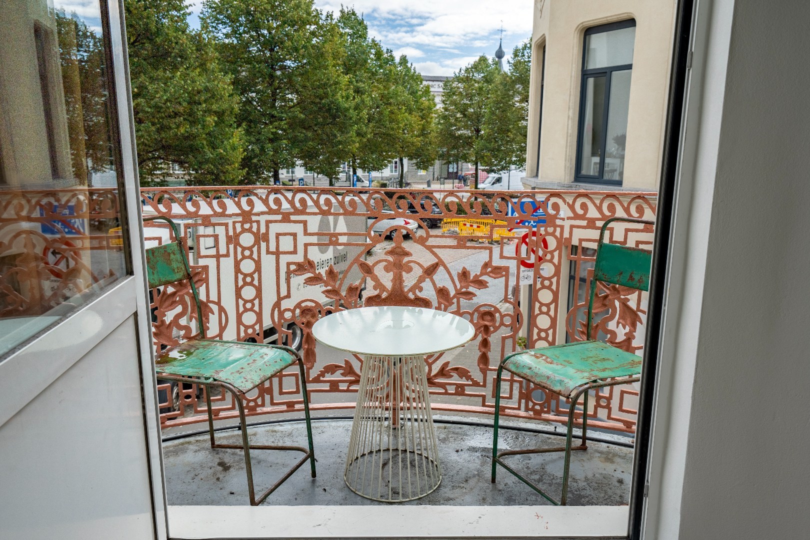 Iconisch hoekgebouw met met uitzonderlijk potentieel - foto 3