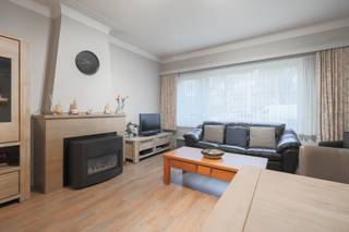 Welkom in de Bikschotelaan. Een straat die rustig aanvoelt, maar waar alles dichtbij is.Hier wandel je zo naar het Te Boelaarpark, spring je binnen...