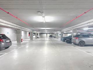 Meerdere parkeerplaatsen beschikbaar op veilige ondergrondse locatie
Telefonisch bereikbaar 09 296 02 72