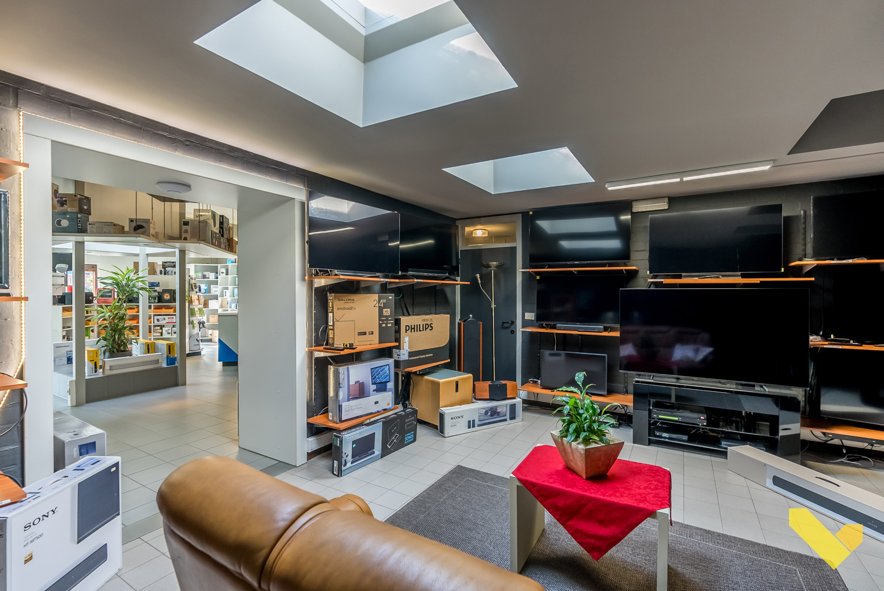 Gunstig gelegen handel met woonst - foto 4