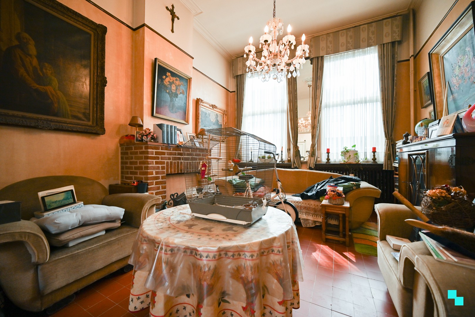 Te renoveren herenwoning te centrum Izegem nabij het kanaal. - photo 5