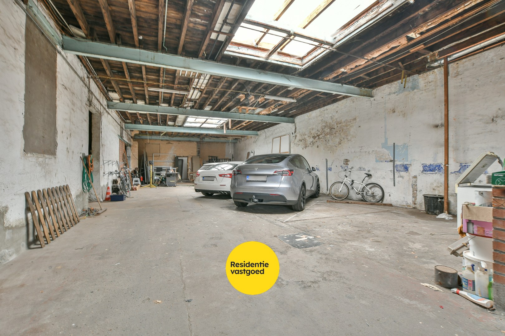 Uniek handelshuis met renovatiepotentieel in het hart van Blankenberge - foto 2