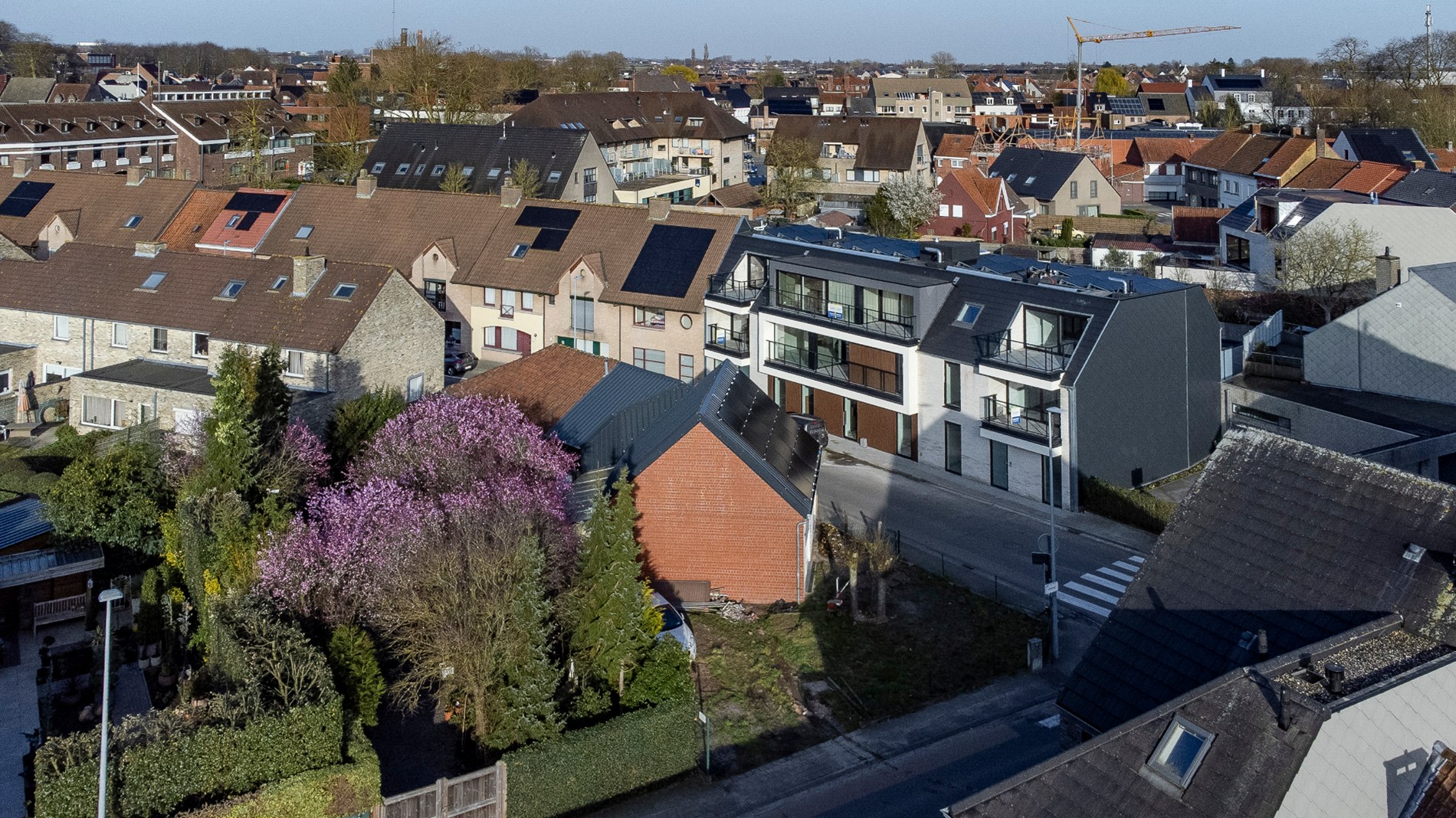 Appartement met terras vlak bij de markt te Meulebeke (Tielt). - foto 3